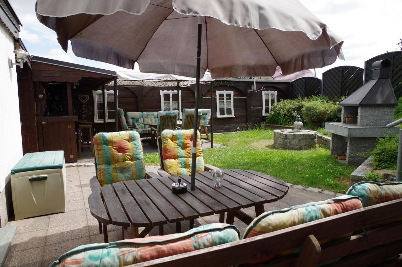 Gaestehaus Gaens - Ferienzimmer Schirgiswalde-Kirschau Extérieur photo